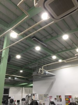 スポーツ施設内のトレーニングジム照明工事